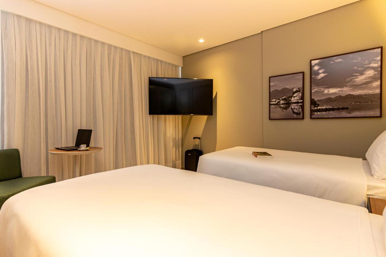 K-Platz Hotel Сао Жозе Екстериор снимка