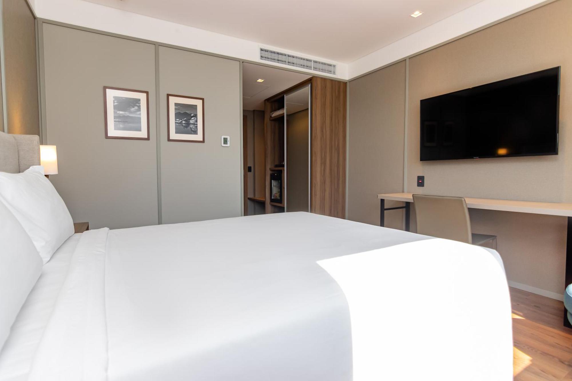 K-Platz Hotel Сао Жозе Екстериор снимка
